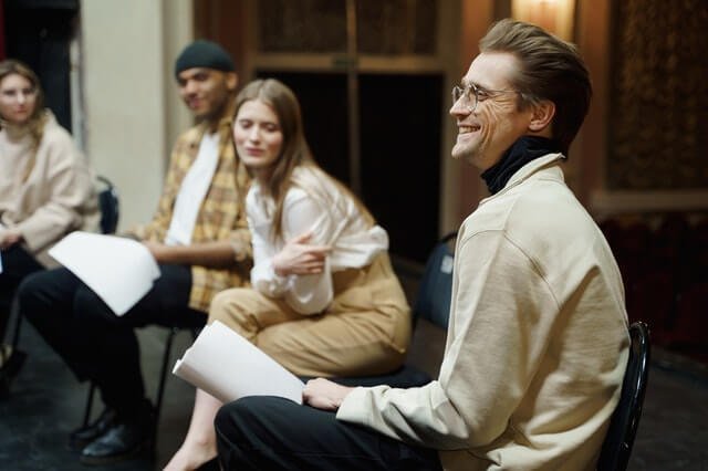 Sobre la artista Theatre Artist Template Gallery Img 3